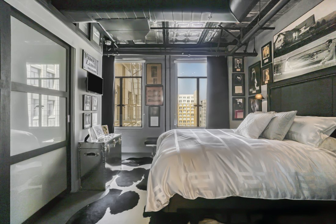 Condo in Los Angeles, California, United States 4 - 17669429