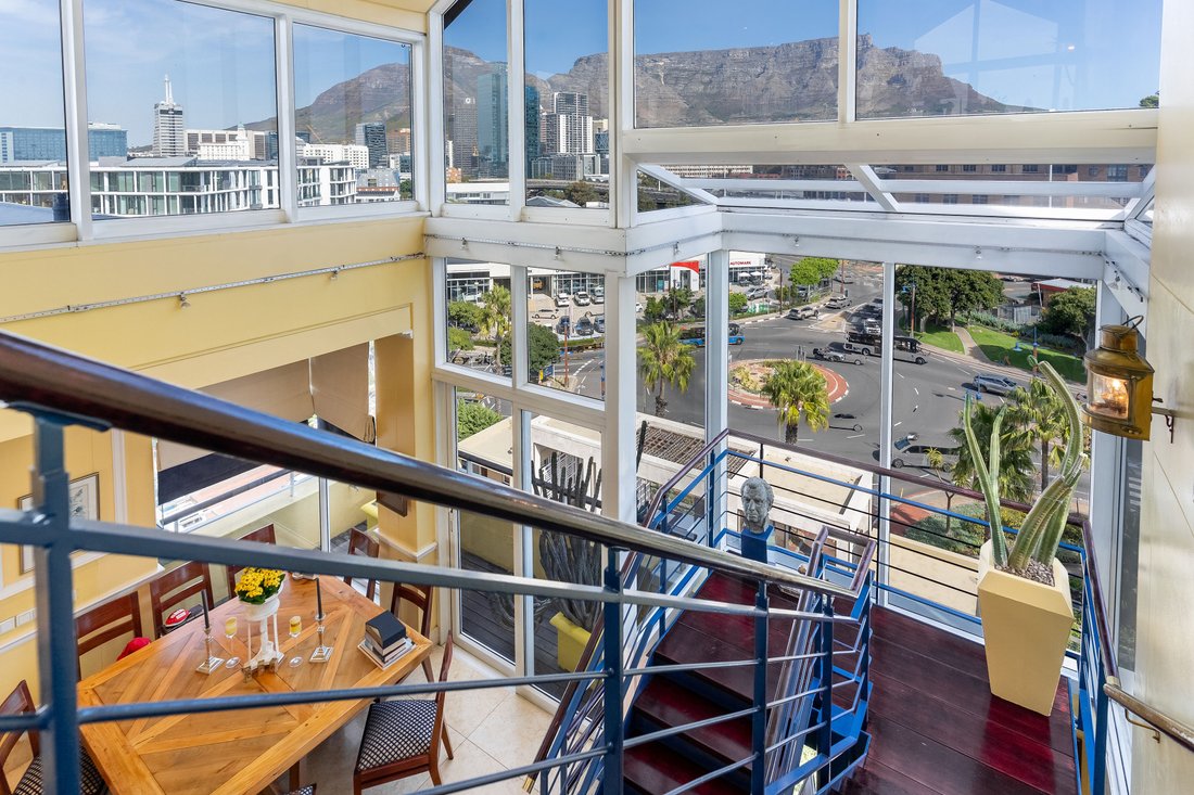 Penthouse in Cape Town, Western Cape, South Africa 1 - 17488253