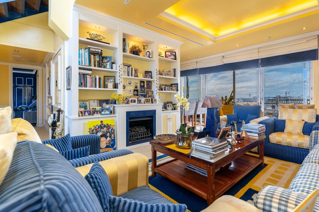 Penthouse in Cape Town, Western Cape, South Africa 2 - 17488253