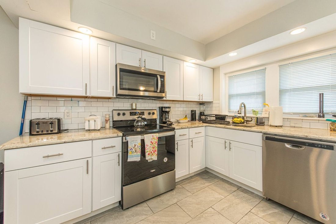 Apartment in Caldwell, New Jersey, United States 3 - 17669385