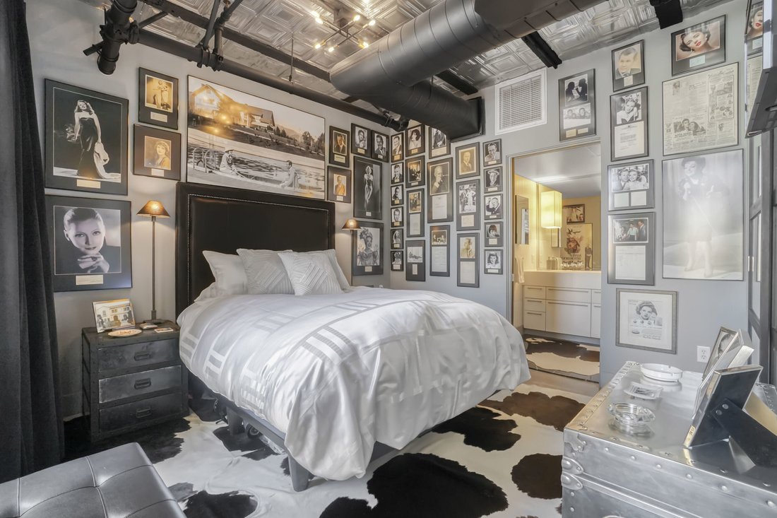 Condo in Los Angeles, California, United States 5 - 17669429
