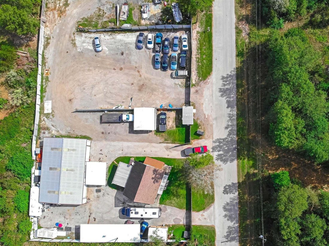 House in Conroe, Texas, United States 3 - 17669384