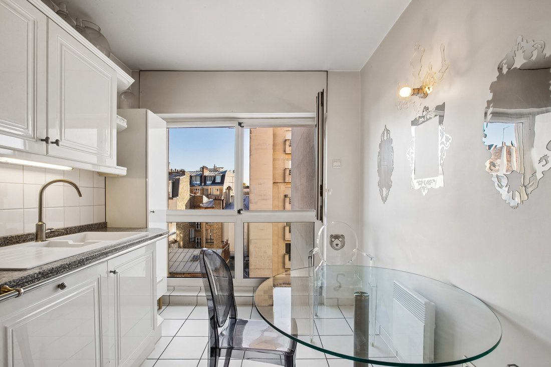 Apartment in Vaugirard-Parc des Expositions, Paris 15e Arrondissement, Paris 3 - 17669436