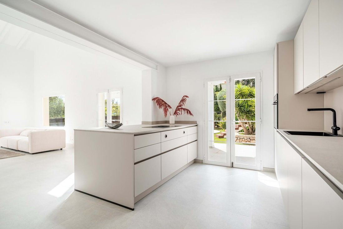 Villa in Rotes Velles, Calvia, Balearic Islands 4 - 17669514