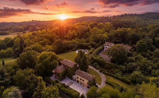 Villa in Quattro Castella, Emilia-Romagna, Italy 1