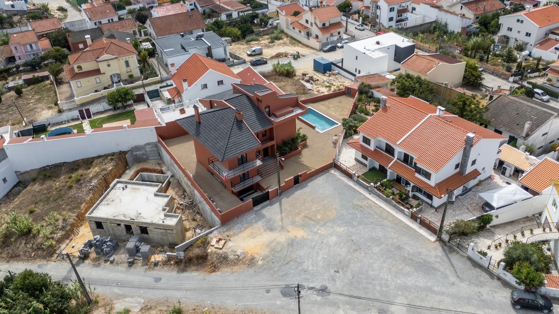 House in Charneca de Caparica e Sobreda, Setubal, Portugal 1 - 17670561