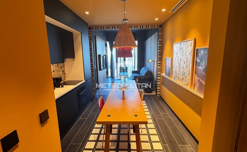 Apartment in Business Bay, Dubai, United Arab Emirates 1