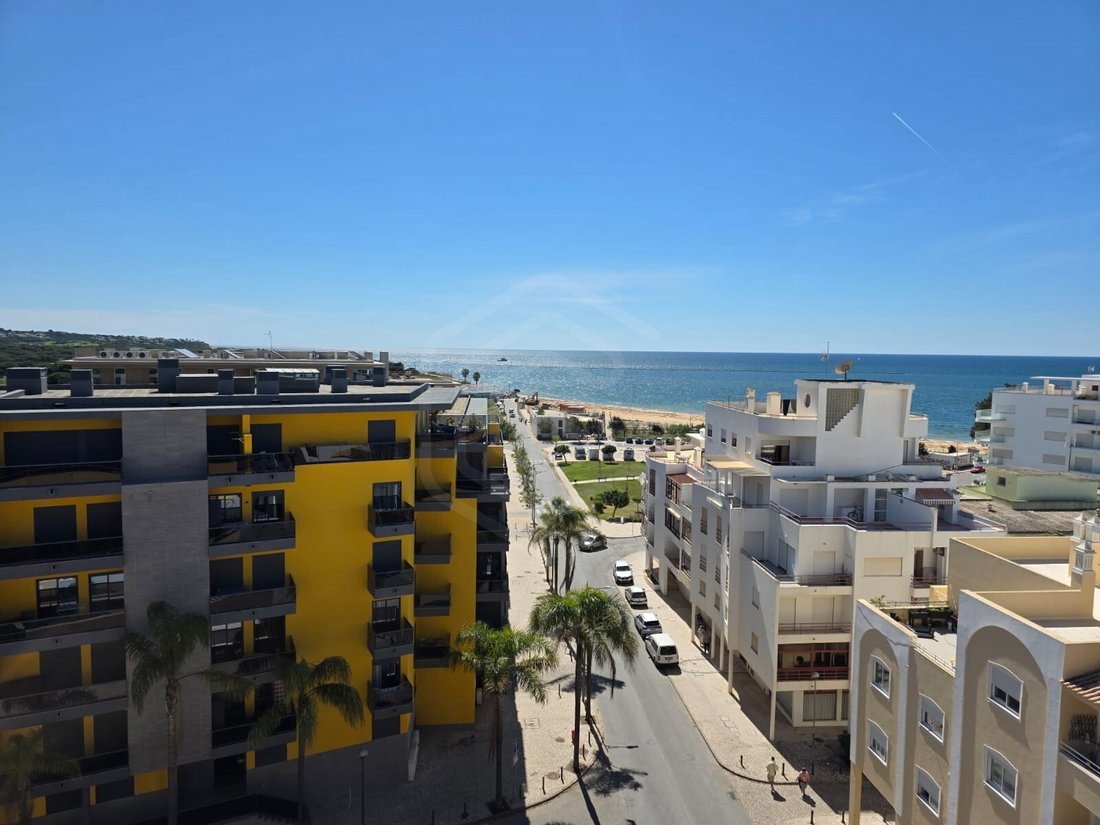 Apartment in Quarteira, Algarve, Portugal 1 - 17674154