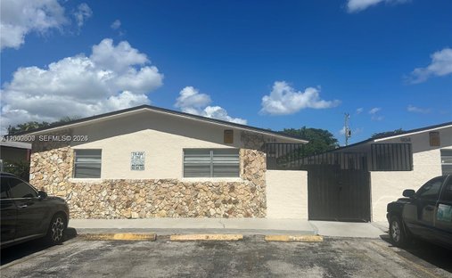House in Hallandale Beach, Florida, United States 1