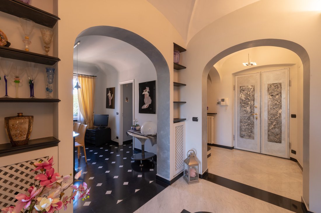 Apartment in City Center, Genoa, Liguria 5 - 17670945