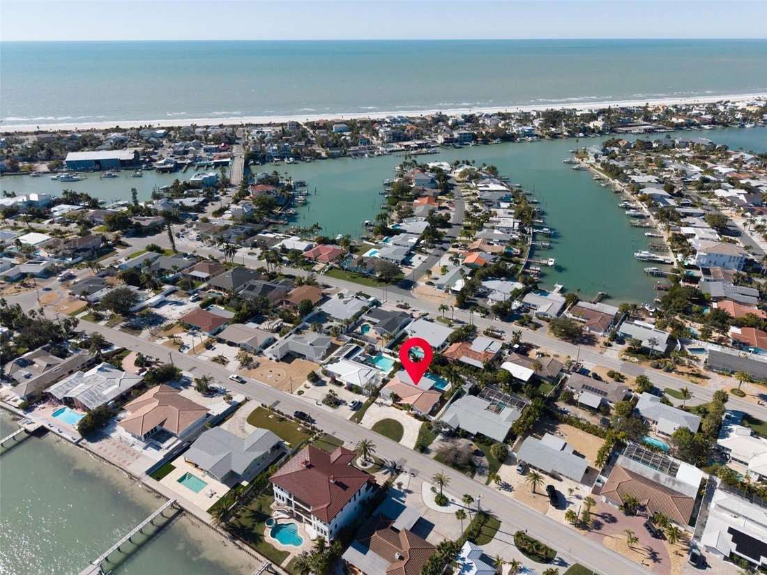 House in St. Pete Beach, Florida, United States 5 - 17674360