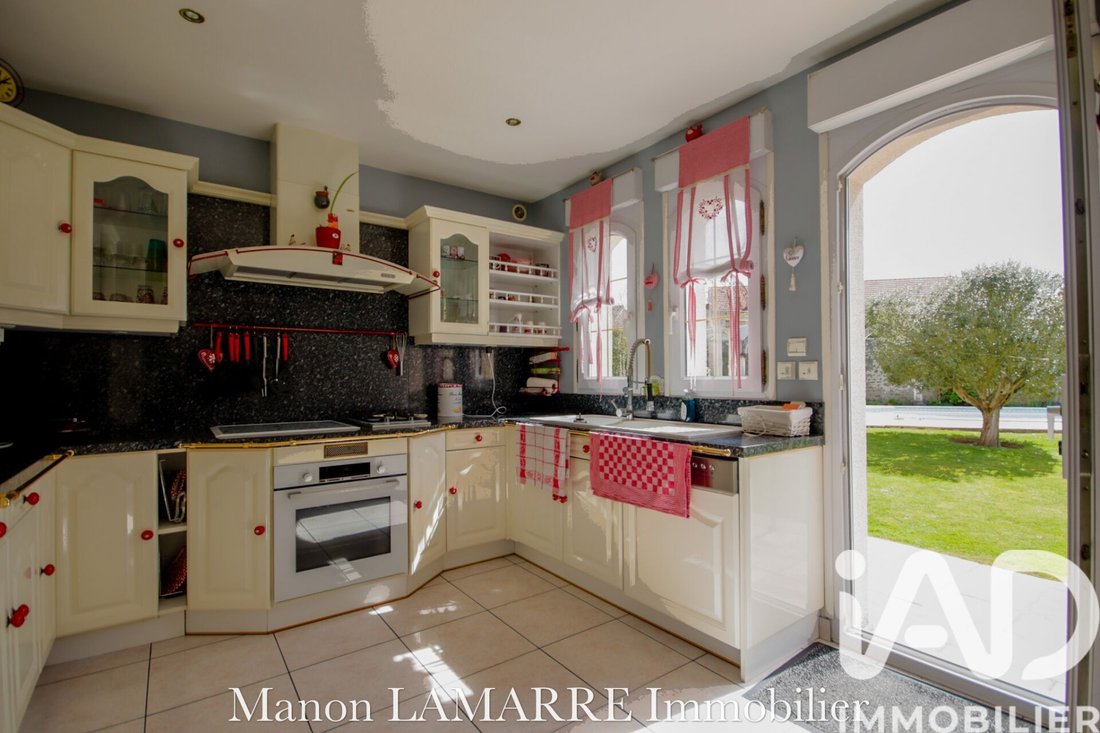 House in Drocourt, Ile-de-France, France 5 - 17672146