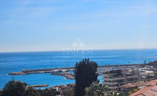 Apartment in Menton, Provence-Alpes-Côte d'Azur, France 1