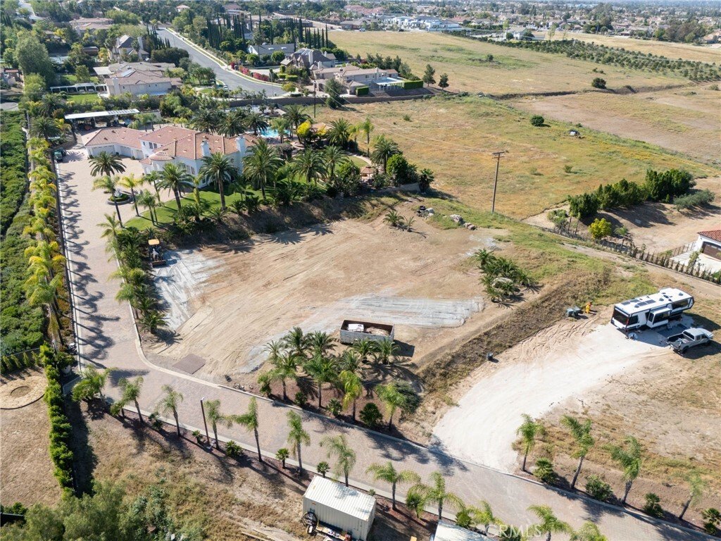 Land in Corona, California, United States 3 - 17674468