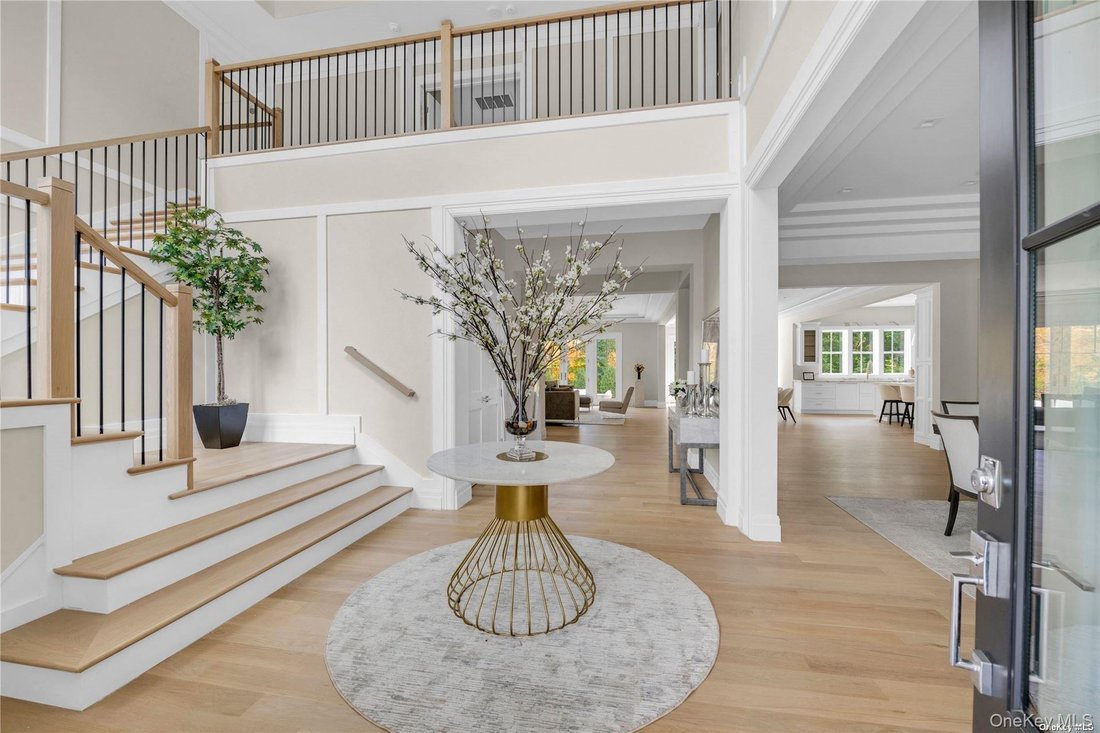 House in Port Washington, New York, United States 3 - 17670972