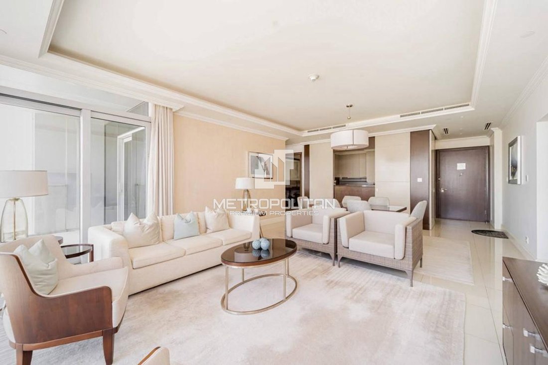 Apartment in Downtown Dubai, Dubai, United Arab Emirates 3 - 15624126
