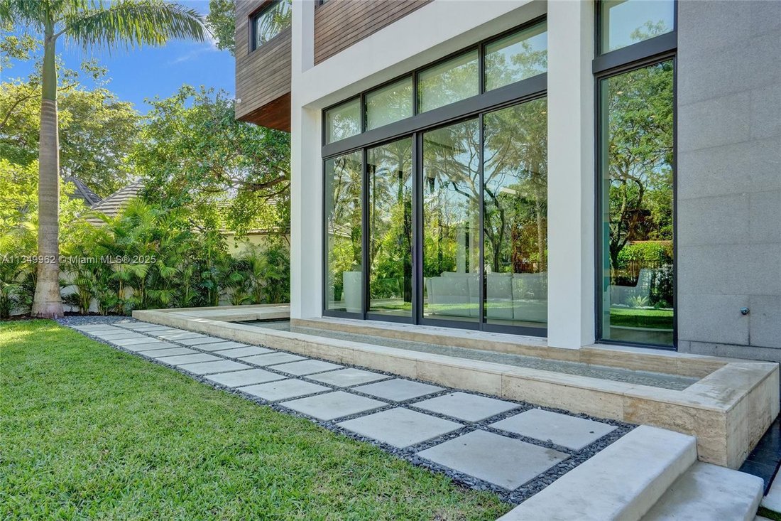 House in Golden Beach, Florida, United States 4 - 17670242
