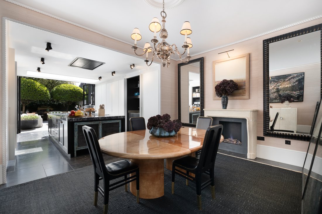 House in Knightsbridge, Kensington And Chelsea, England 4 - 17048232