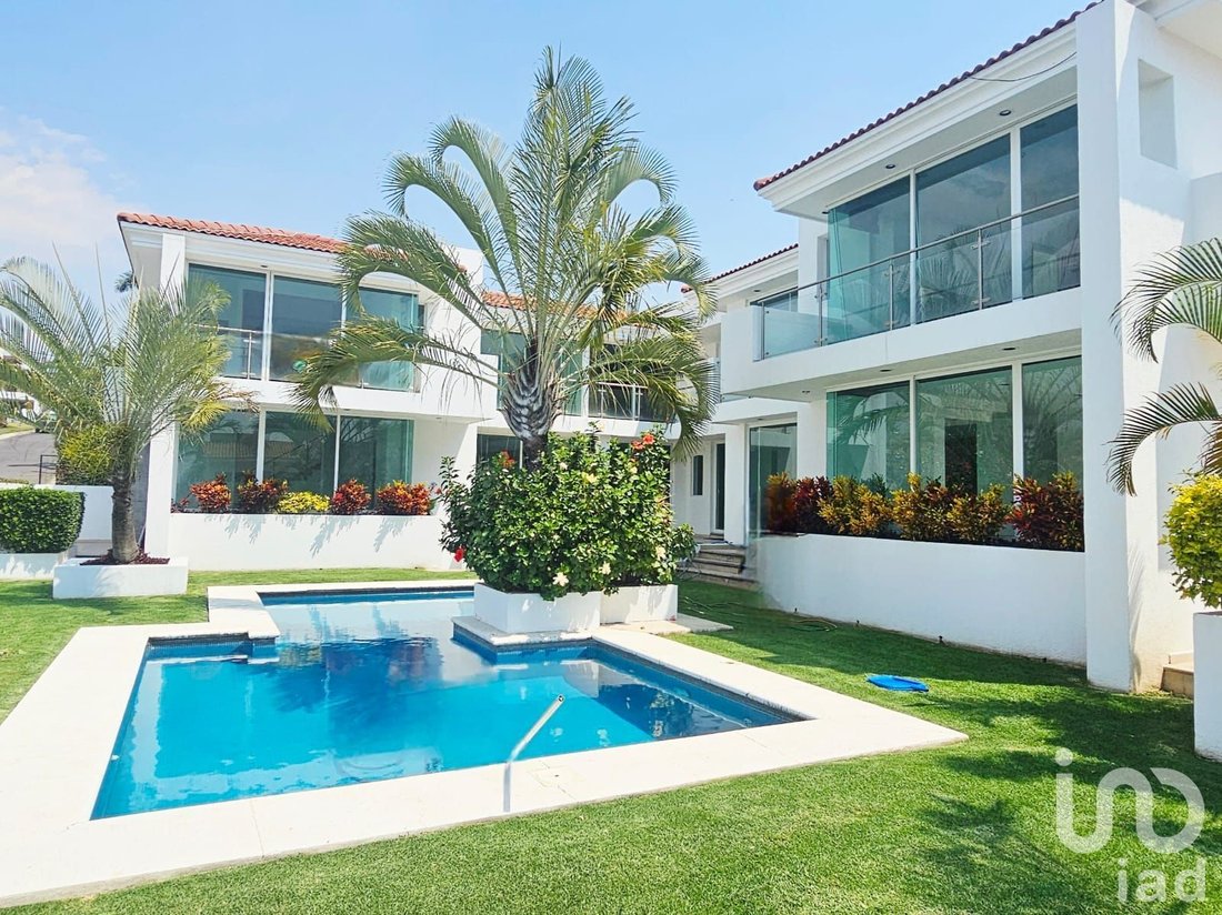 Casa en Lomas de Cocoyoc, Morelos, México 1 - 17381701