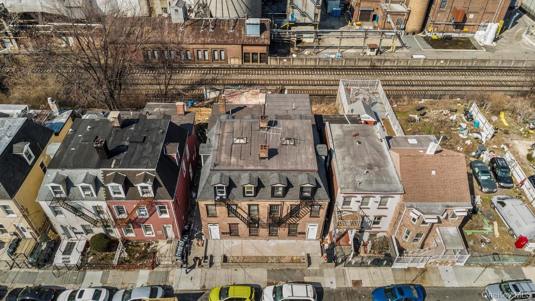 House in Yonkers, New York, United States 2 - 17672417