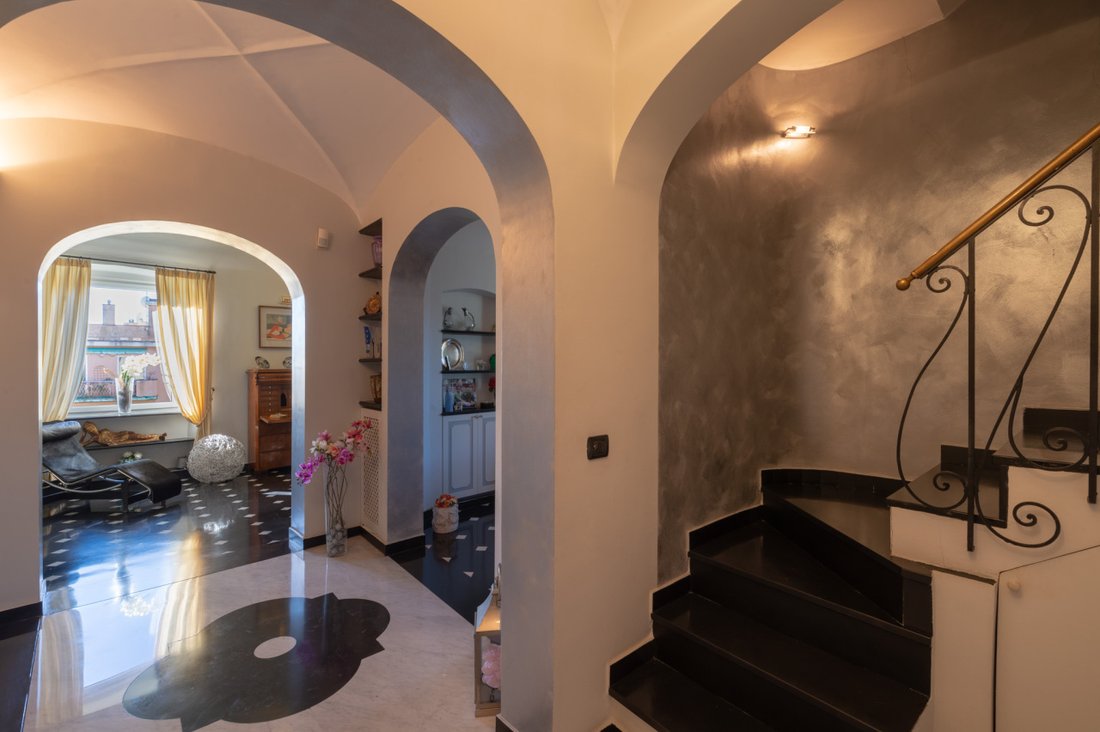 Apartment in City Center, Genoa, Liguria 4 - 17670945