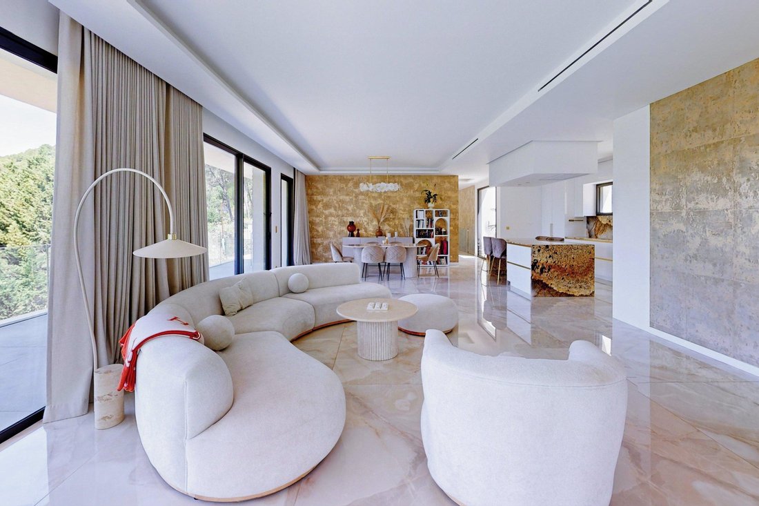 Maison à Saint-Marc-Jaumegarde, Provence-Alpes-Côte d'Azur, France 4 - 17013518