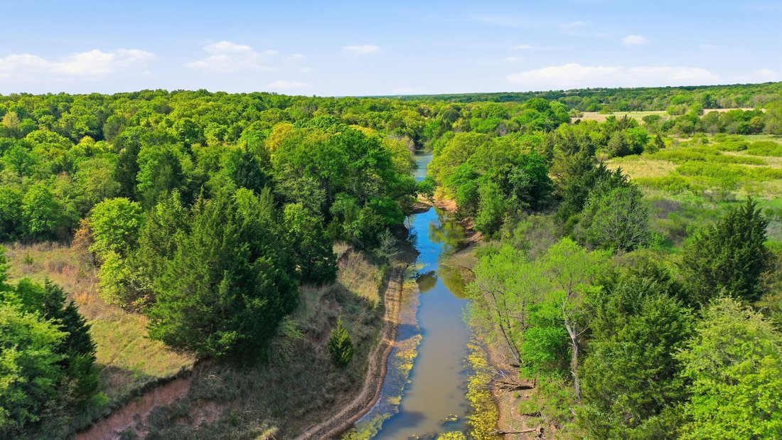 Farm Ranch in Forestburg, Texas, United States 3 - 17674281