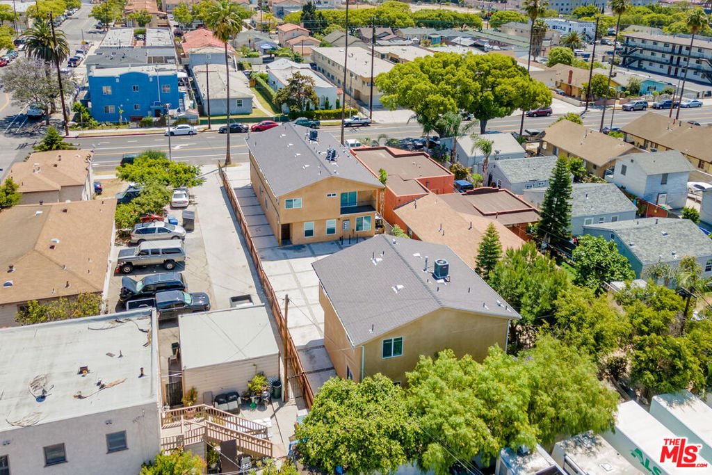 Los Angeles, California, United States 5 - 17673214