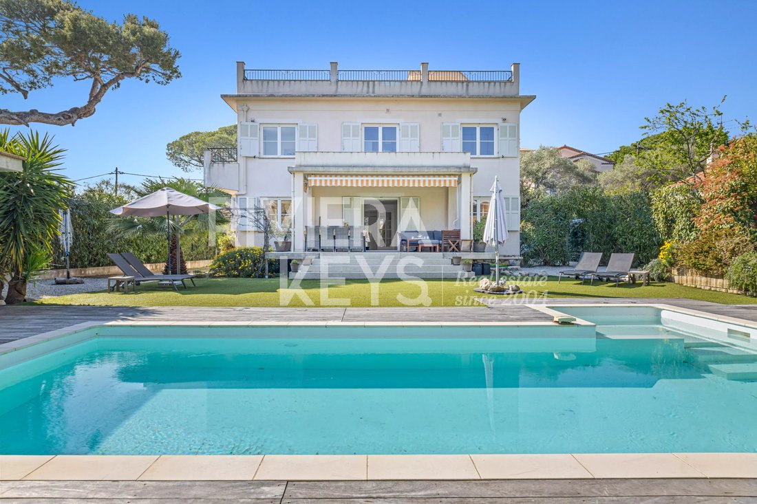 Villa à Pont du Lys-Antibes les Pins, Antibes, France 1 - 17502943