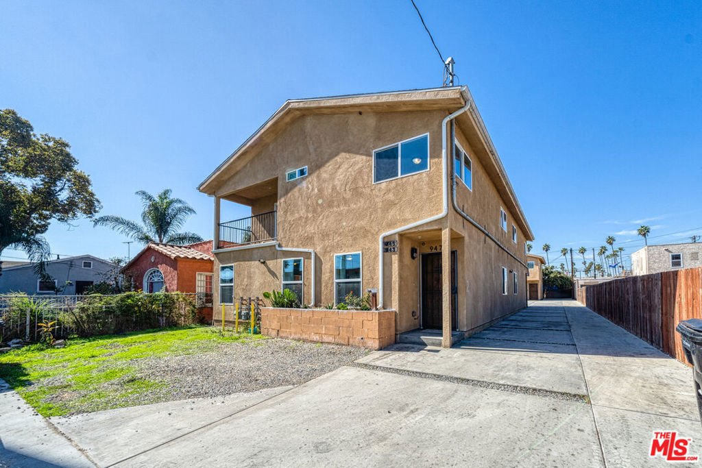 Los Angeles, California, United States 2 - 17673214