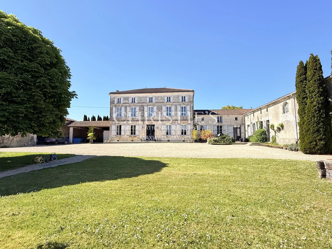 House in Nord, Barbezieux-Saint-Hilaire, France 1 - 17671563