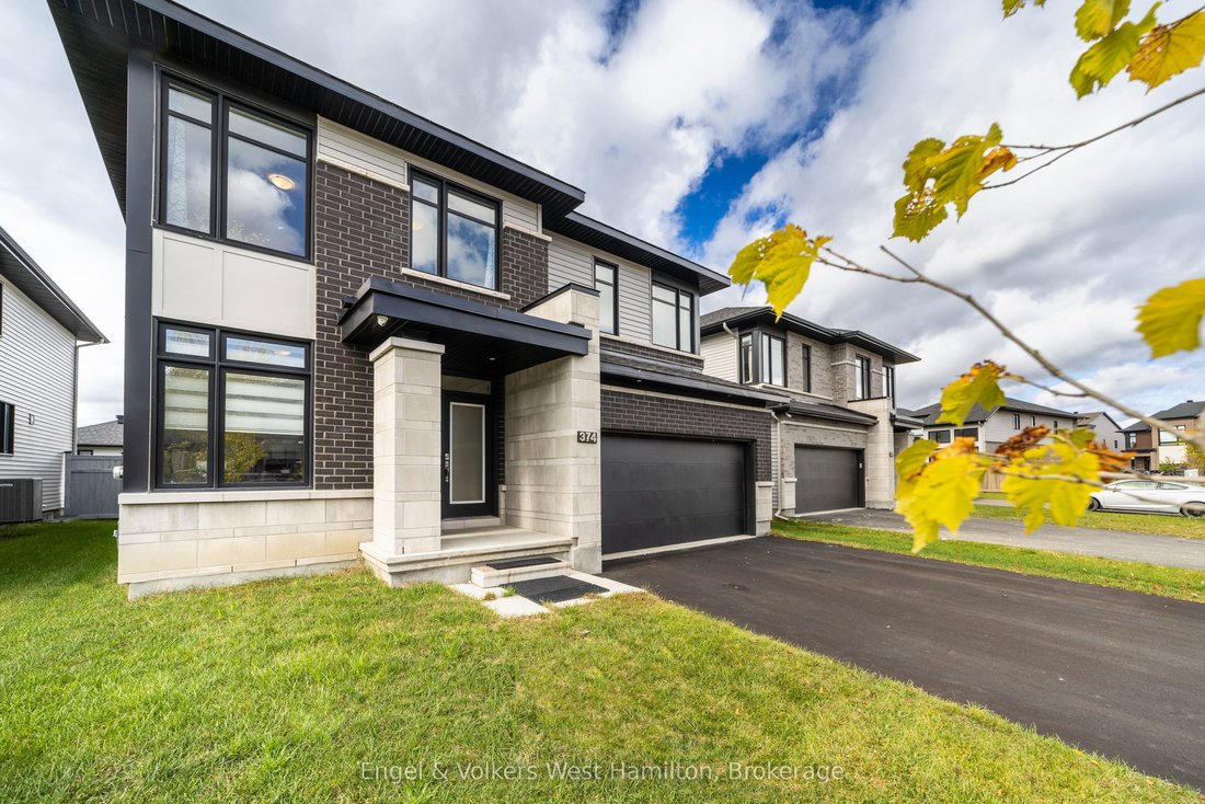 House in Ottawa, Ontario, Canada 1 - 17674240