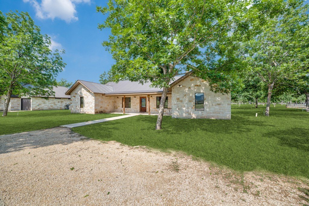 House in Uvalde, Texas, United States 3 - 17670485
