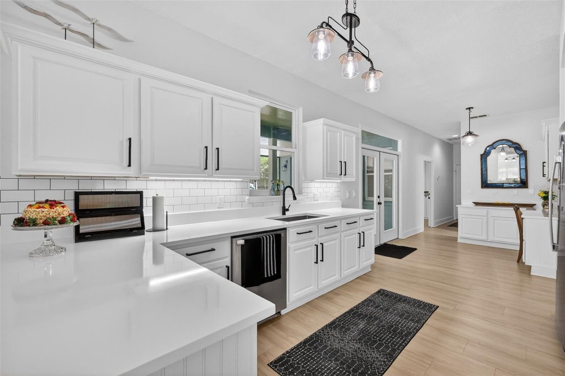 House in Oakland, Florida, United States 3 - 17672708