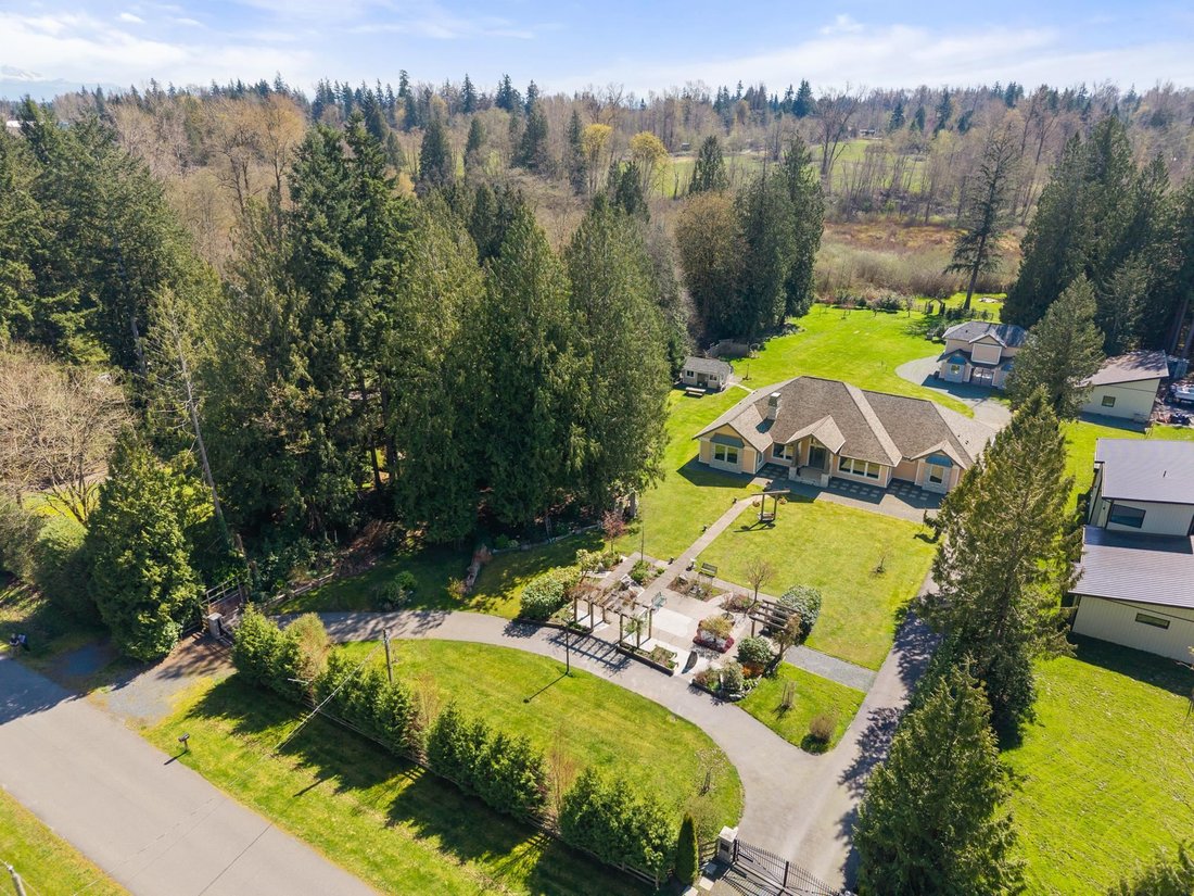 House in Langley Township, British Columbia, Canada 1 - 17674286