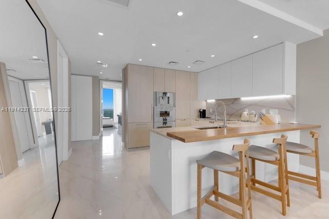 Condo in Golden Beach, Florida, United States 5 - 16639965