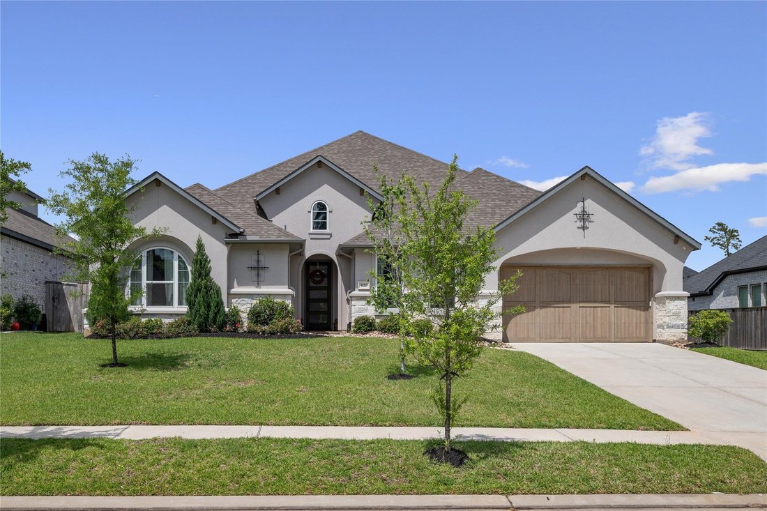 House in Pinehurst, Texas, United States 1 - 17670326
