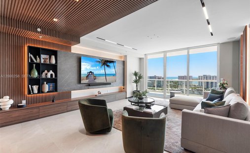 Maison à Sunny Isles Beach, Floride, États-Unis 1