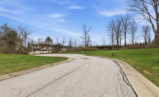 Land in Novelty, Ohio, Vereinigte Staaten 1