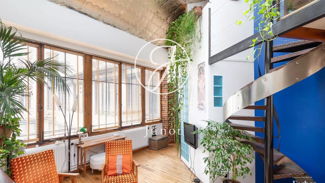 Apartment in Porte Saint Denis-Paradis, Paris 10e Arrondissement, Paris 3 - 17402328