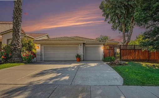 Casa a Antioch, California, Stati Uniti 1