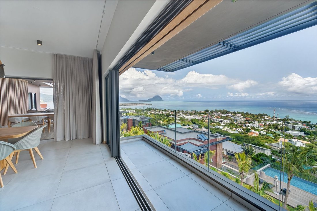Villa in Grande Riviere Noire, Rivière Noire District, Mauritius 5 - 16079376