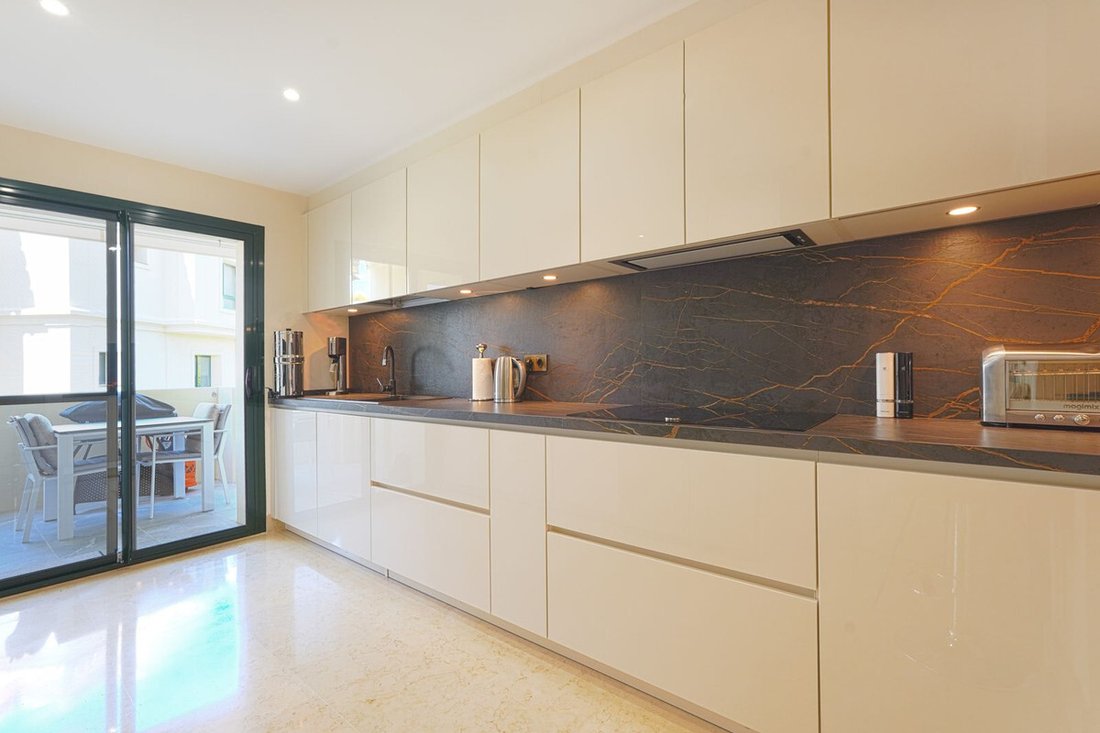 Apartment in Benahavis, Andalusia, Spain 4 - 17670823