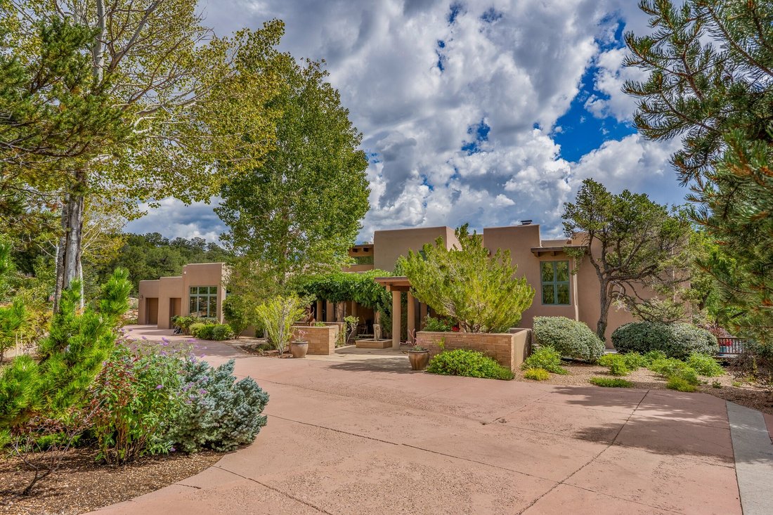 House in Santa Fe, New Mexico, United States 2 - 17672105