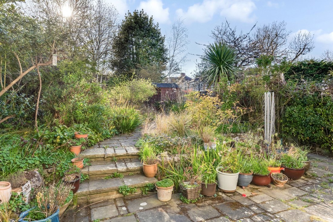 Haus in Holly Village, Haringey, England 2 - 17672437