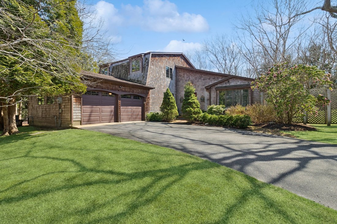 East Hampton, New York, United States 2 - 17671084