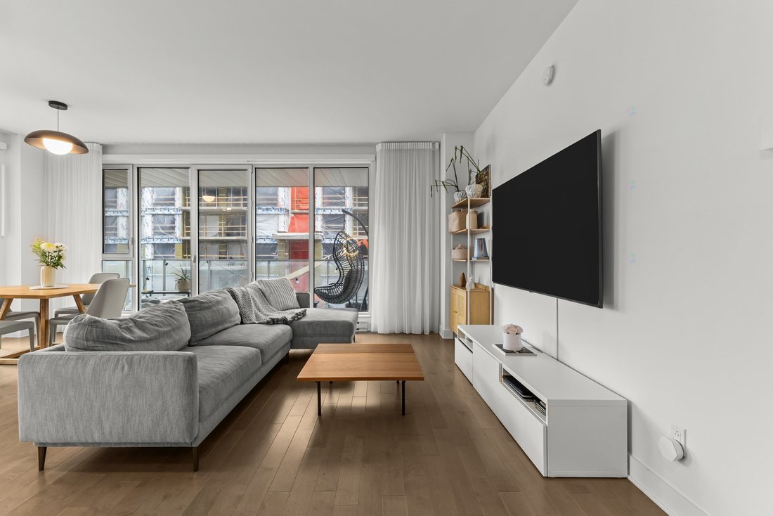 Condo in Montréal, Quebec, Canada 2 - 17674278