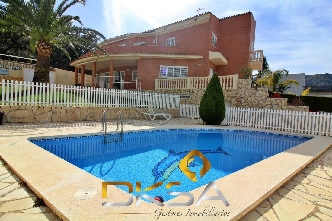Villa in Orpesa / Oropesa del Mar, Valencian Community, Spain 1 - 17672524