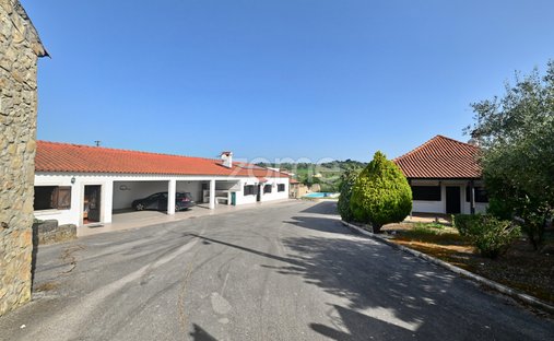 Finca in Manique do Intendente, Vila Nova de Sao Pedro e Macussa, Lissabon, Portugal 1