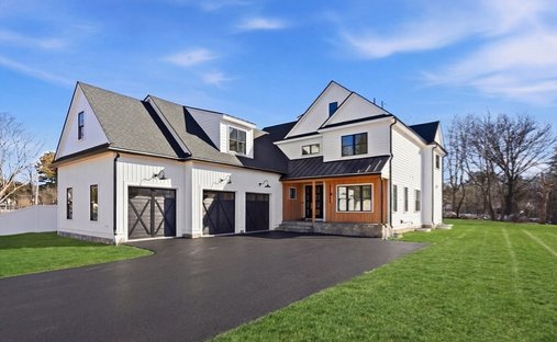 House in Burlington, Massachusetts, United States 1